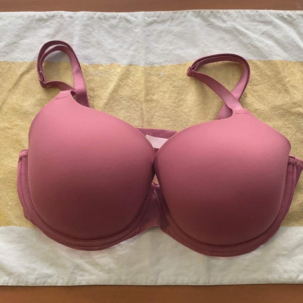 PINK VICTORIA’S SECRET Wear Everywhere Bra